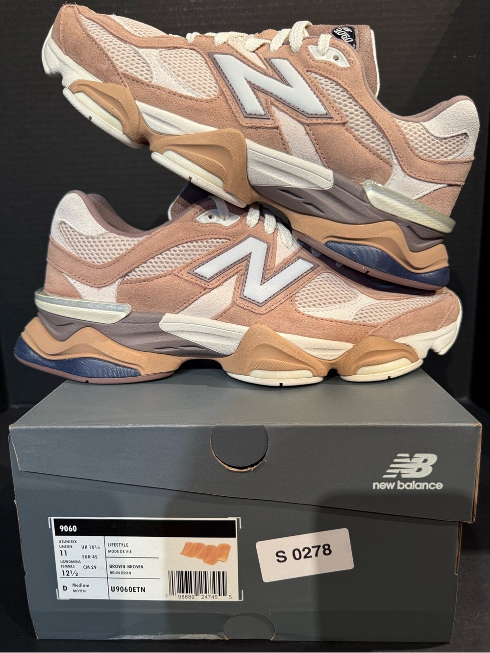 New Balance Men’s 9060 Brown Mesh & Suede Sneaker size 11M